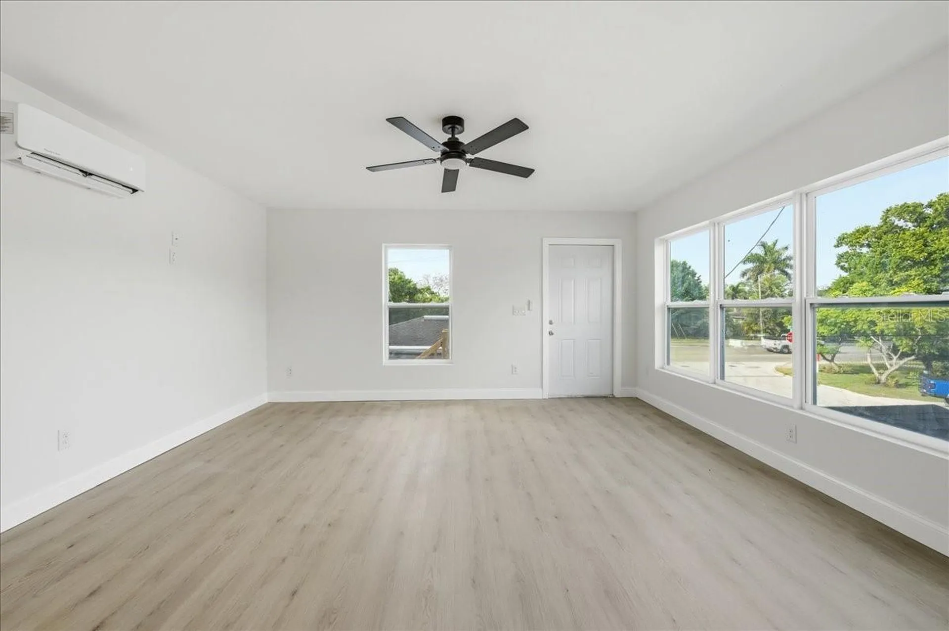 4651 22nd Avenue N St Petersburg FL 33713