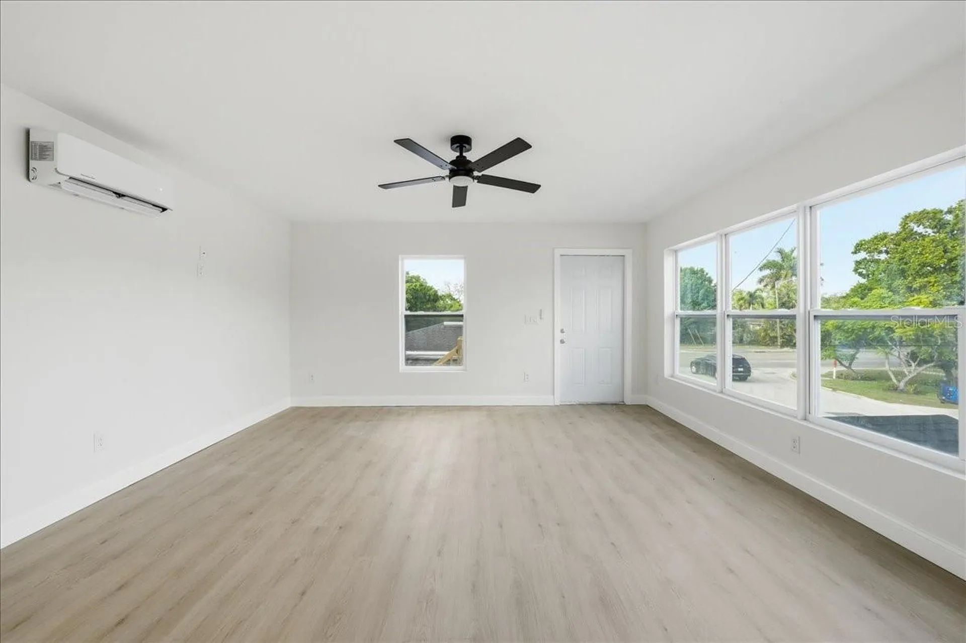 4651 22nd Avenue N St Petersburg FL 33713