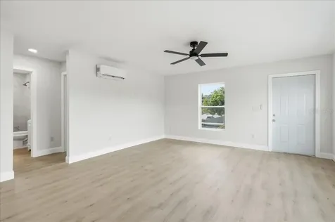 4651 22nd Avenue N St Petersburg FL 33713