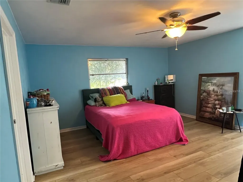 25446 SW 5 Avenue Newberry FL 32669