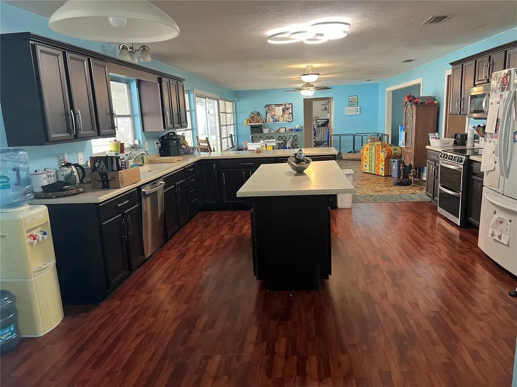 25446 SW 5 Avenue Newberry FL 32669