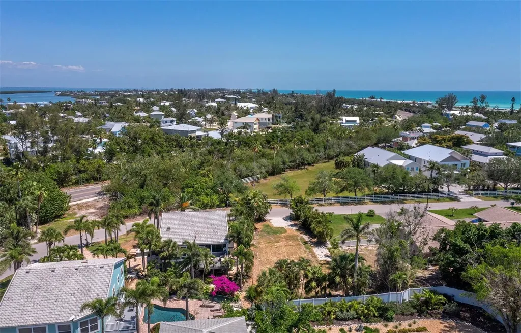 450 Firehouse Court Longboat Key FL 34228