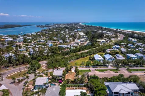 450 Firehouse Court Longboat Key FL 34228