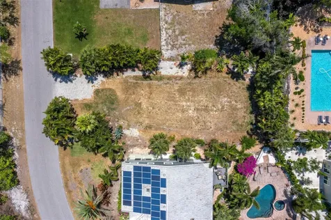 450 Firehouse Court Longboat Key FL 34228