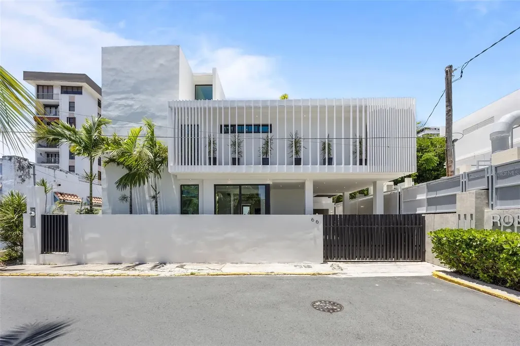 66 Placid Court San Juan PR 00907