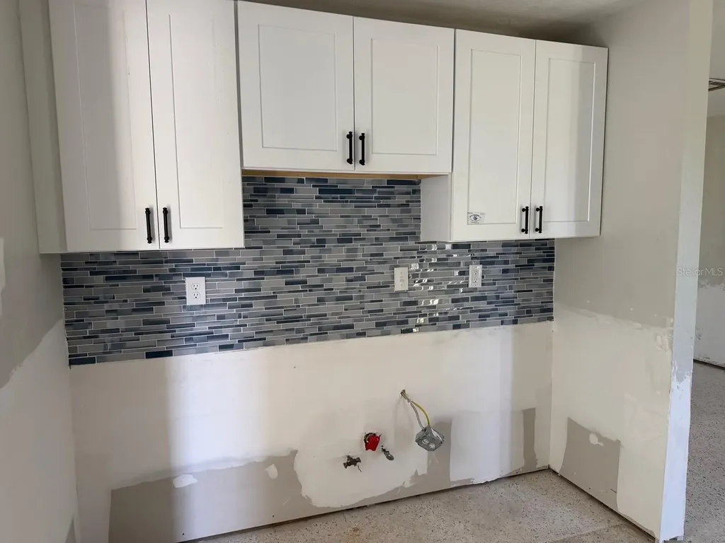430 42nd Avenue NE St Petersburg FL 33703