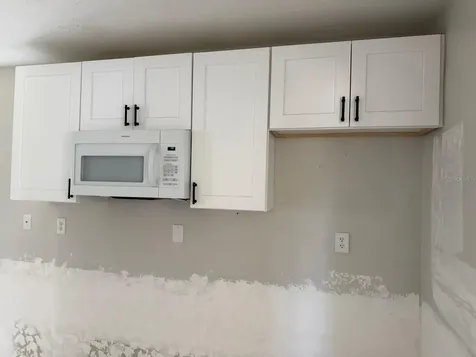 430 42nd Avenue NE St Petersburg FL 33703