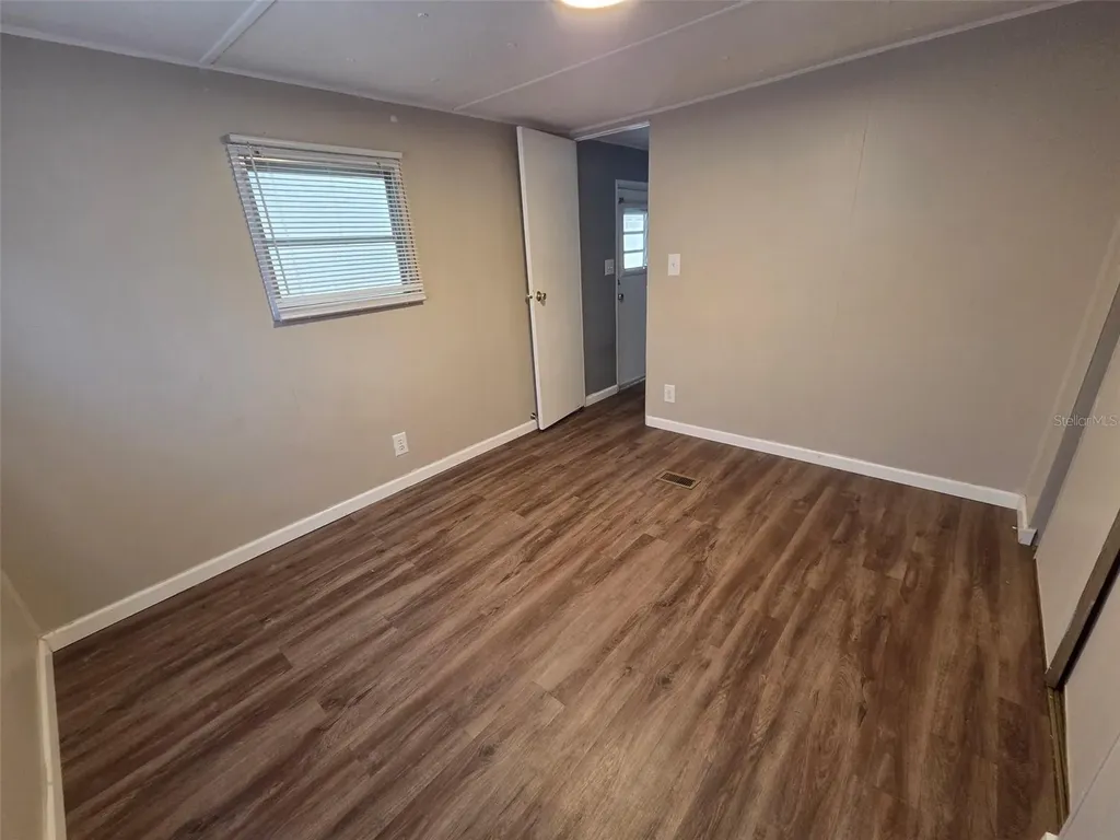 39143 Ola Avenue Zephyrhills FL 33542