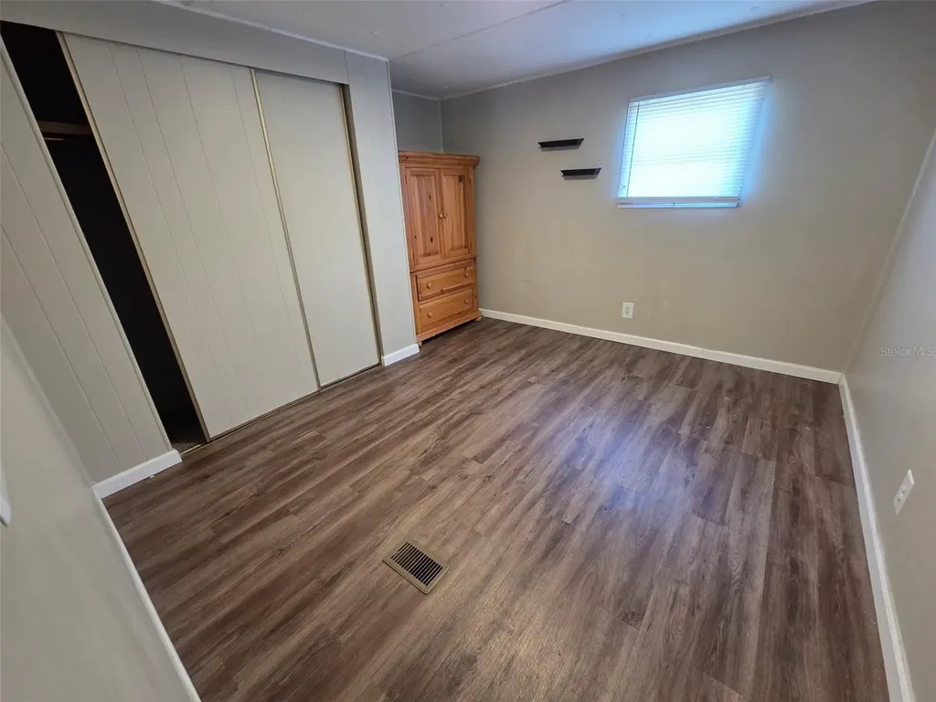 39143 Ola Avenue Zephyrhills FL 33542
