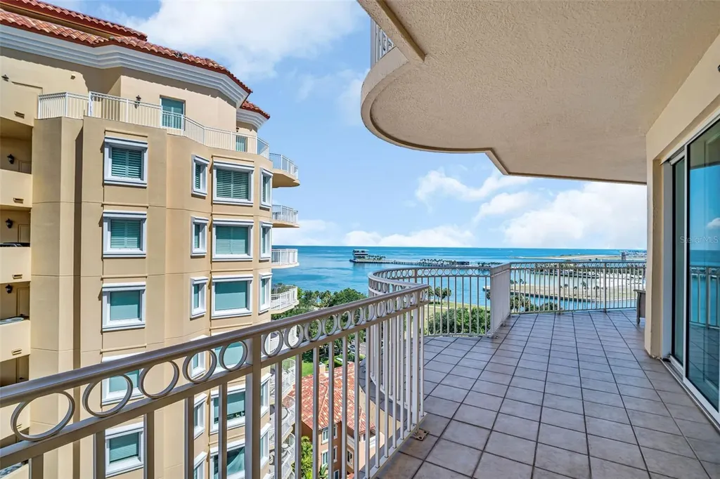 555 5th Avenue NE St Petersburg FL 33701
