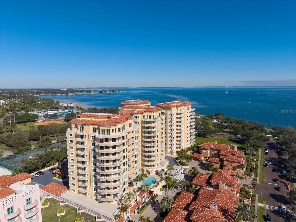 555 5th Avenue NE St Petersburg FL 33701