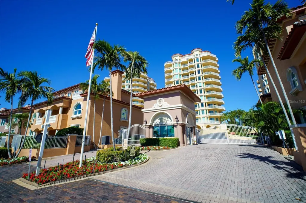 555 5th Avenue NE St Petersburg FL 33701