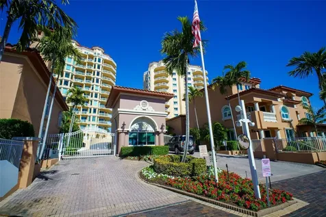 555 5th Avenue NE St Petersburg FL 33701