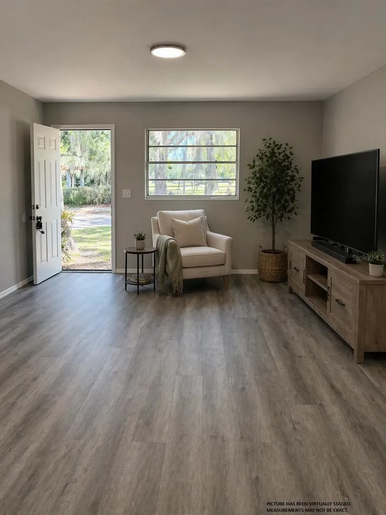 190 W Ventris Avenue Maitland FL 32751