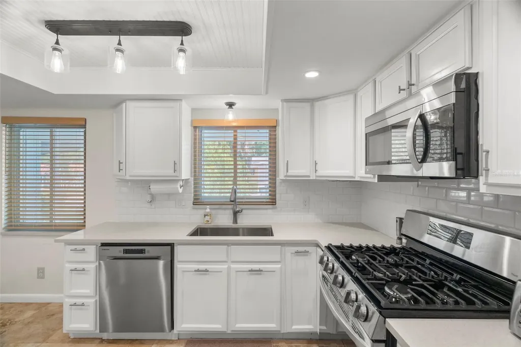 12254 69th Terrace Terrace Seminole FL 33772