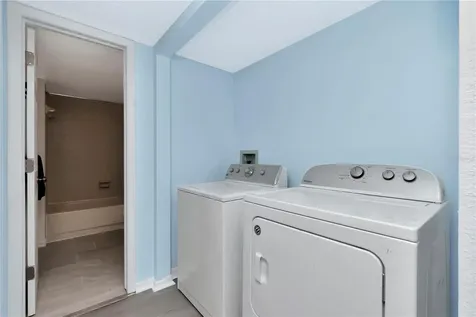 6817 Stones Throw Circle N St Petersburg FL 33710