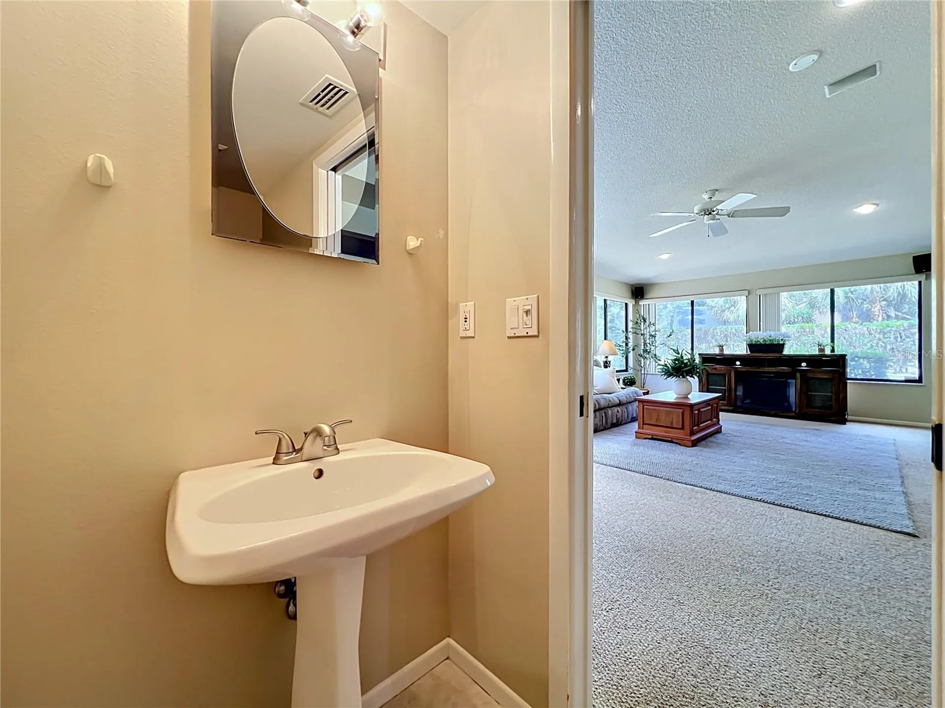 944 Southridge Trail Altamonte Springs FL 32714