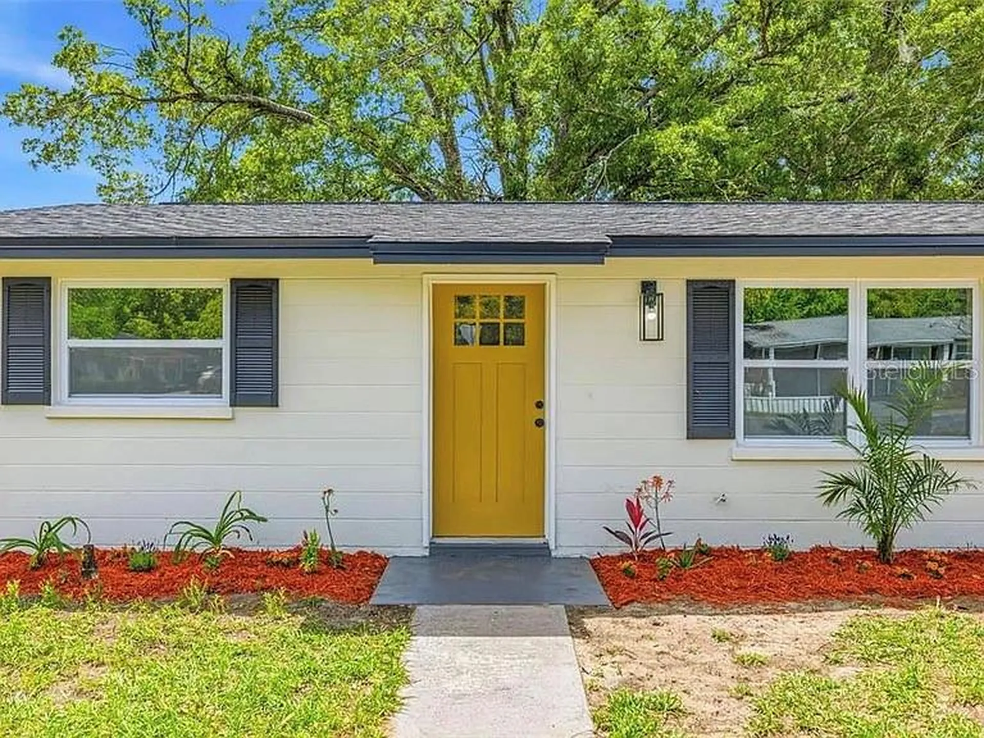 39252 Heights Avenue Zephyrhills FL 33542
