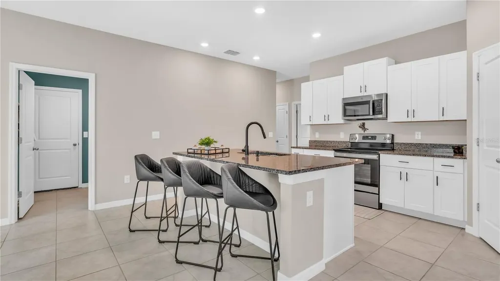 1841 Crinkle Leaf Court Ruskin FL 33570