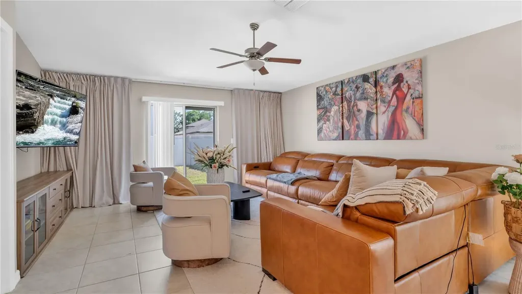 1841 Crinkle Leaf Court Ruskin FL 33570