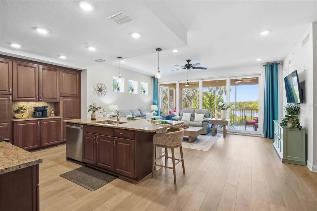 395 Aruba Circle Bradenton FL 34209