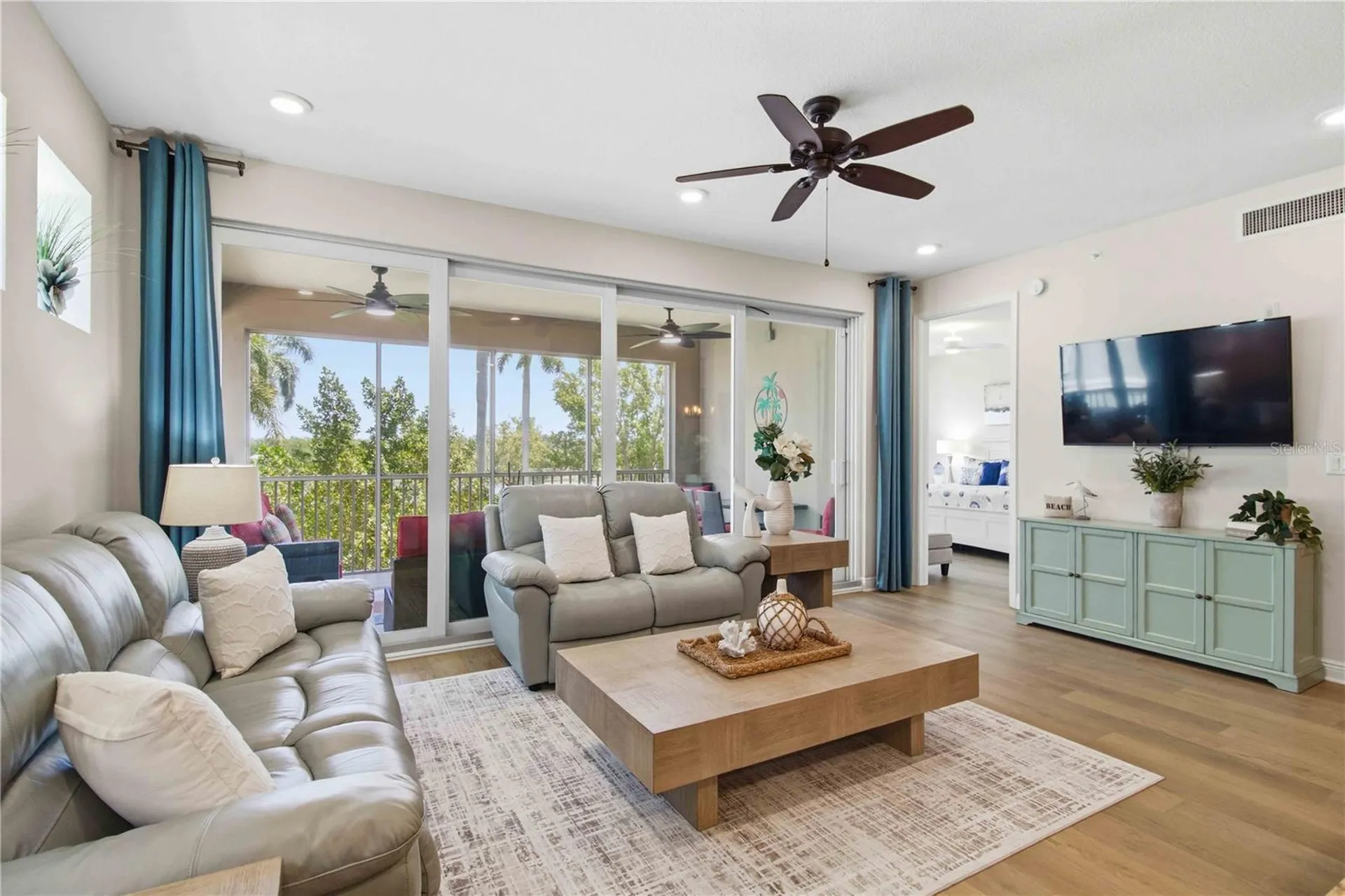 395 Aruba Circle Bradenton FL 34209