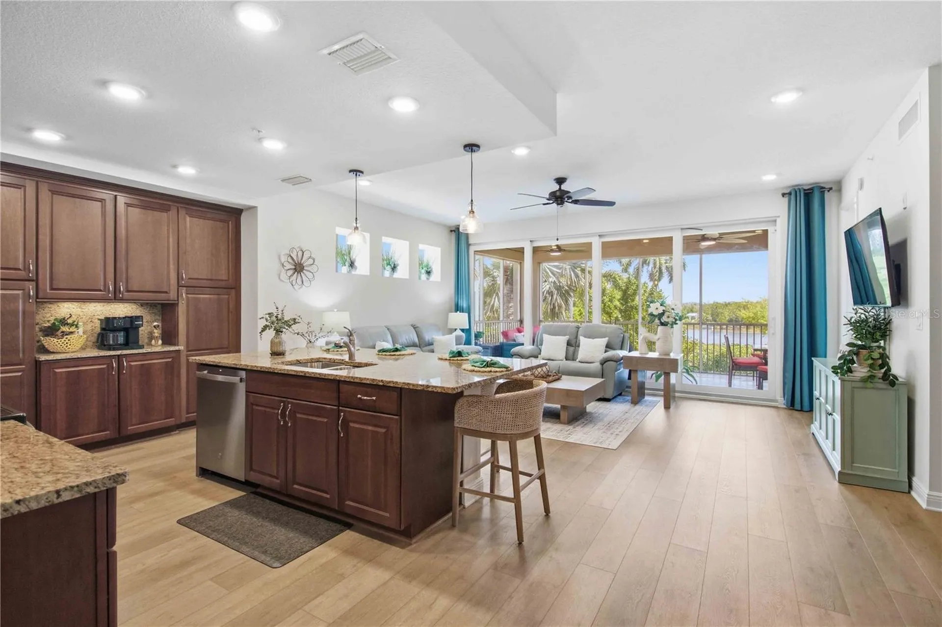 395 Aruba Circle Bradenton FL 34209