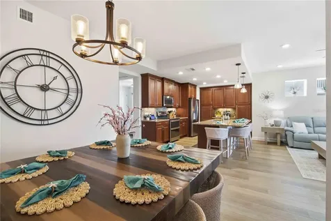395 Aruba Circle Bradenton FL 34209