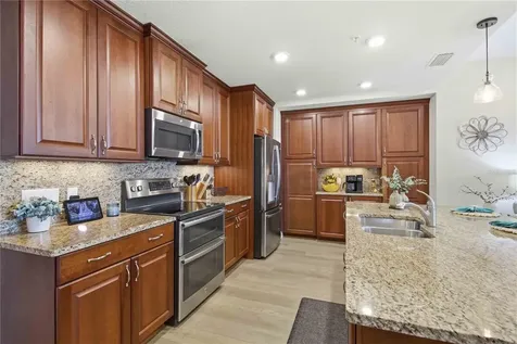 395 Aruba Circle Bradenton FL 34209