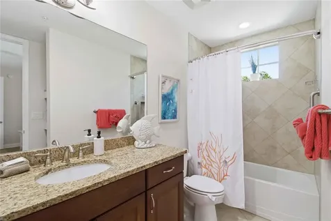 395 Aruba Circle Bradenton FL 34209