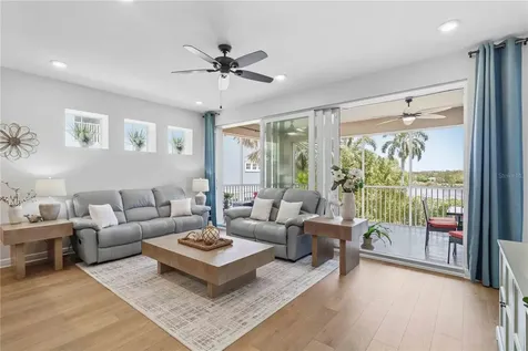395 Aruba Circle Bradenton FL 34209