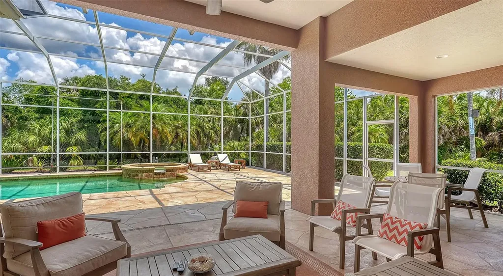 6148 Palomino Circle Bradenton FL 34201