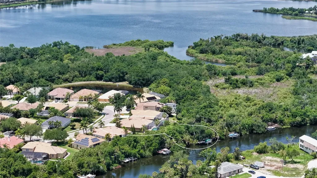 6148 Palomino Circle Bradenton FL 34201