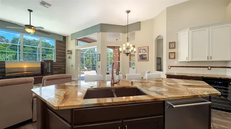 6148 Palomino Circle Bradenton FL 34201
