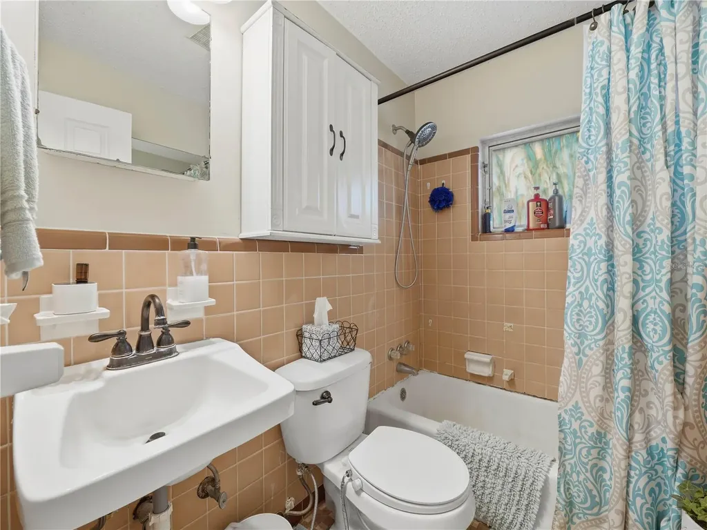 407 S 12th Street Lake Wales FL 33853