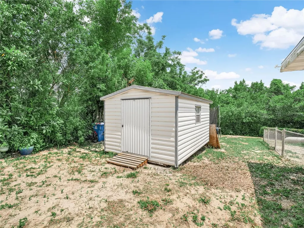 407 S 12th Street Lake Wales FL 33853