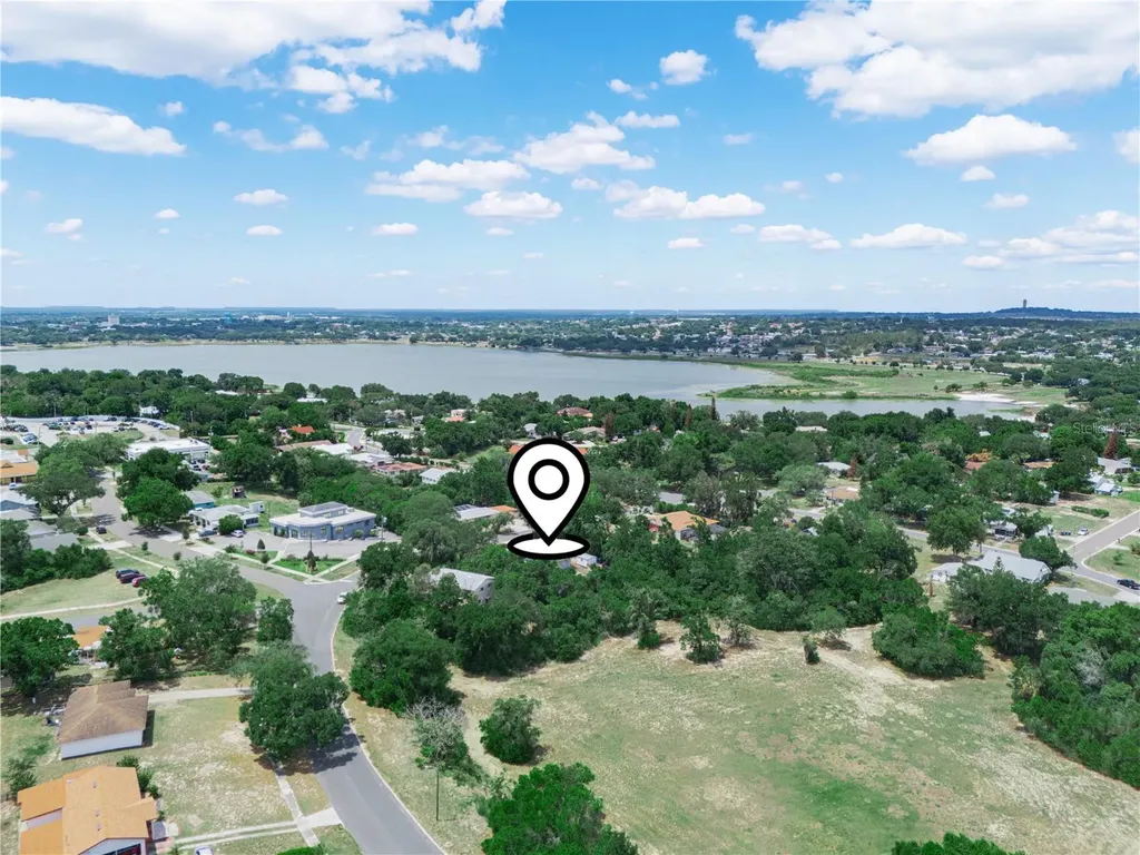 407 S 12th Street Lake Wales FL 33853