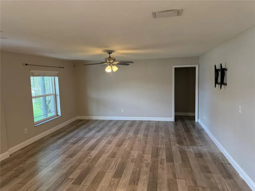 1410 Saxon Boulevard Deltona FL 32725