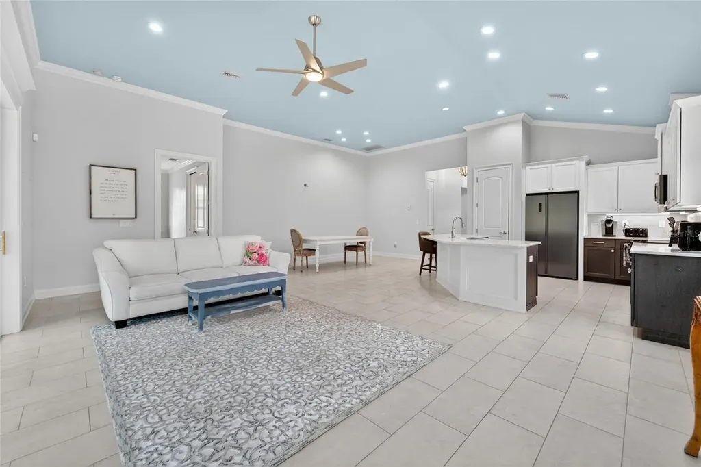 7991 Lake James Boulevard Lakeland FL 33810