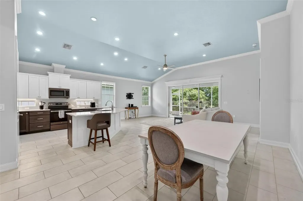7991 Lake James Boulevard Lakeland FL 33810