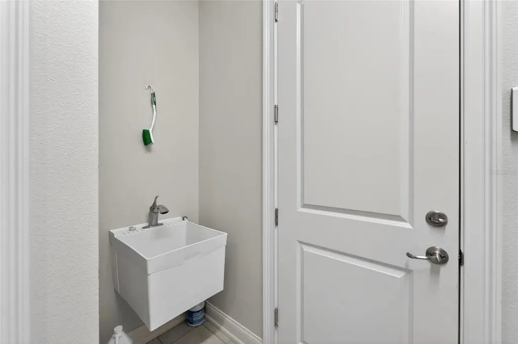 7991 Lake James Boulevard Lakeland FL 33810