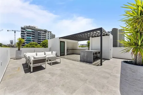 66 Placid Court San Juan PR 00907
