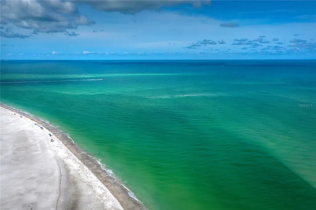 2850 Gulf Of Mexico Drive Longboat Key FL 34228