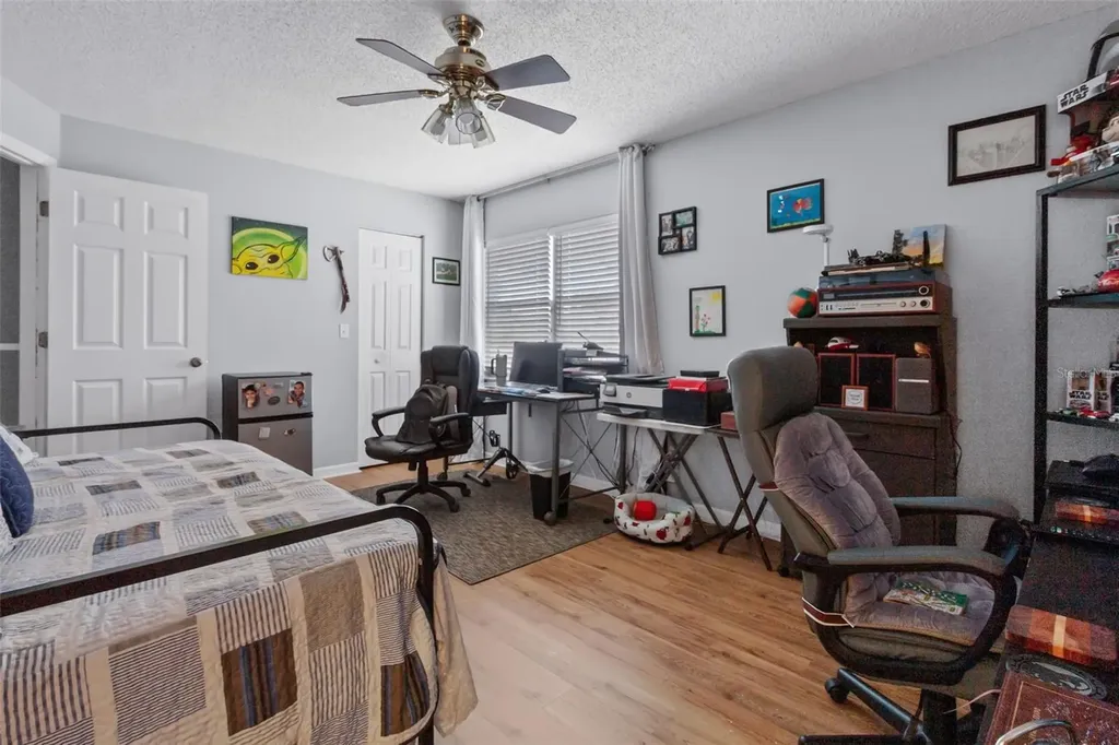 2330 SE Royal Isle Winter Haven FL 33880