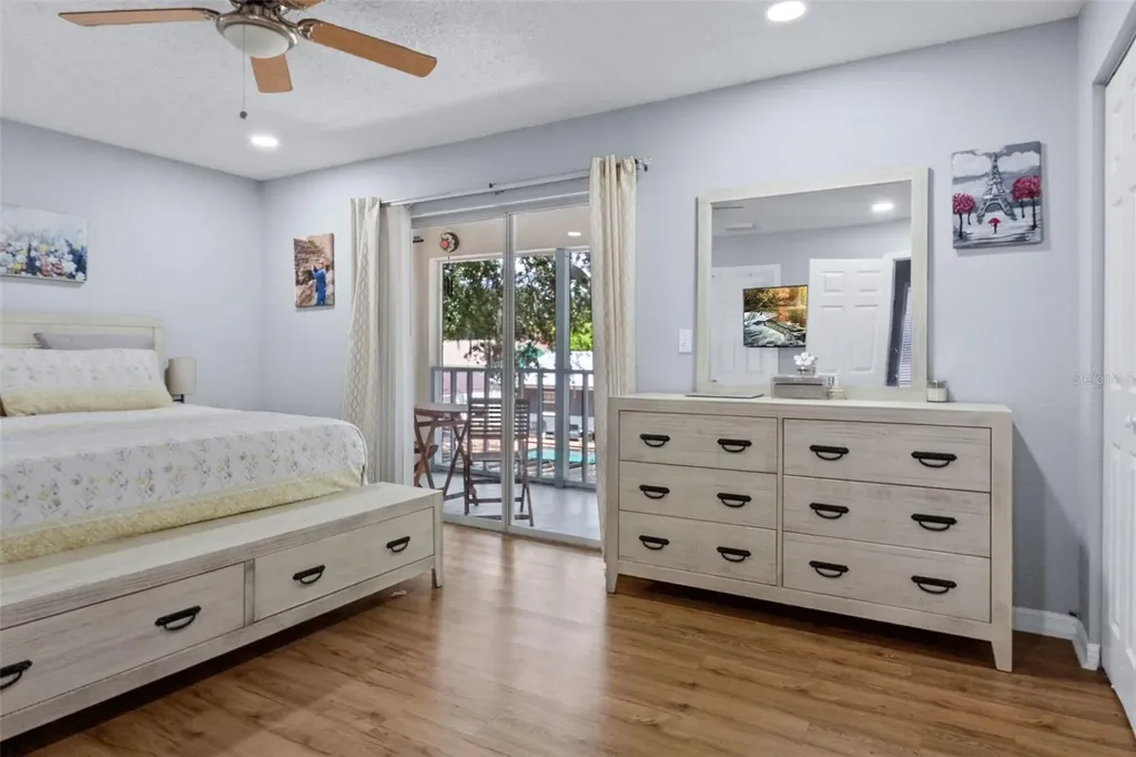 2330 SE Royal Isle Winter Haven FL 33880