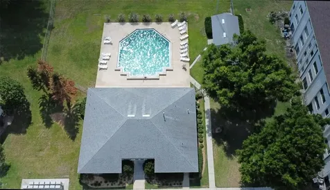 2330 SE Royal Isle Winter Haven FL 33880
