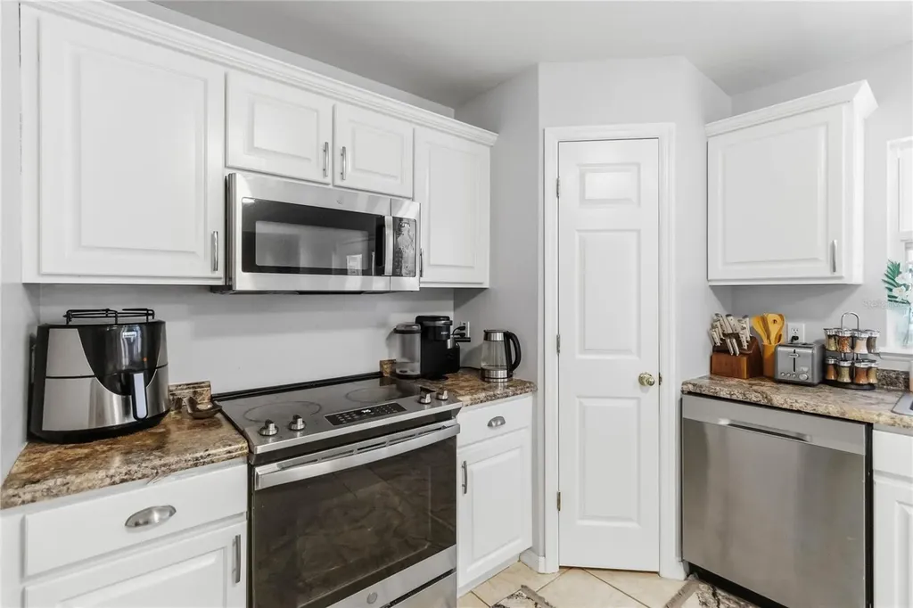 122 Carmel Bay Drive Sanford FL 32771