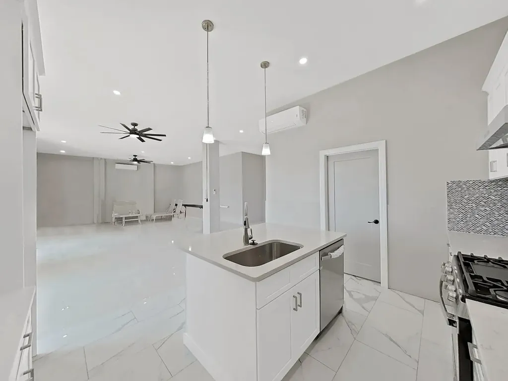 882 Bay Point Drive Madeira Beach FL 33708