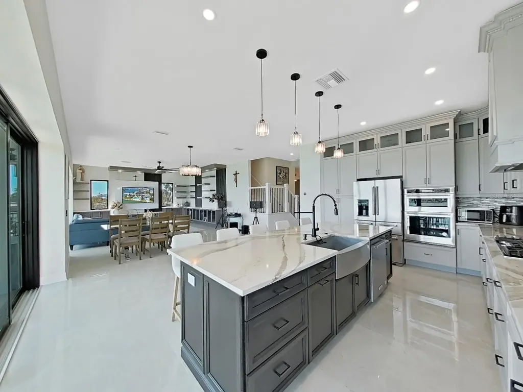 882 Bay Point Drive Madeira Beach FL 33708