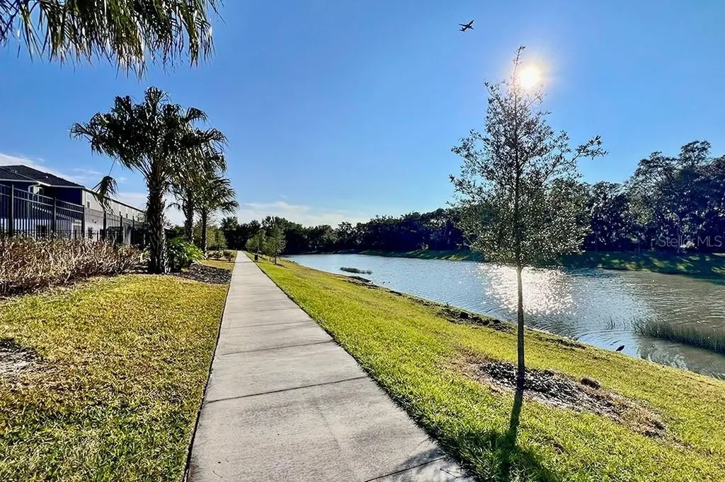 4603 Campsite Loop Orlando FL 32824